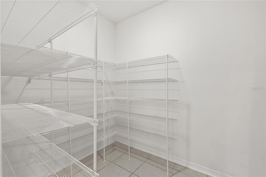 В аренду: $2,900 (3 спален, 2 ванн, 2322 Квадратных фут)