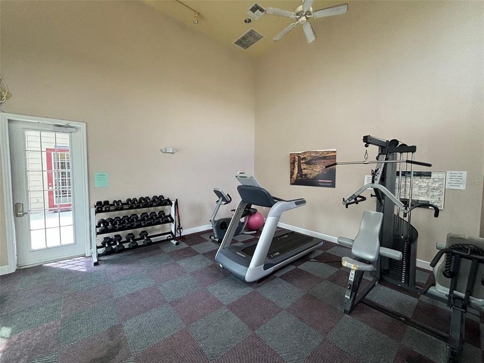 В аренду: $2,195 (3 спален, 2 ванн, 1282 Квадратных фут)