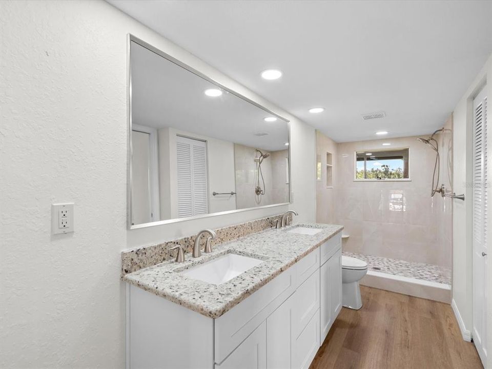 For Sale: $1,350,000 (4 beds, 3 baths, 3337 Square Feet)