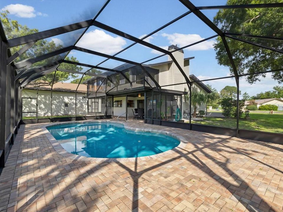 For Sale: $1,350,000 (4 beds, 3 baths, 3337 Square Feet)