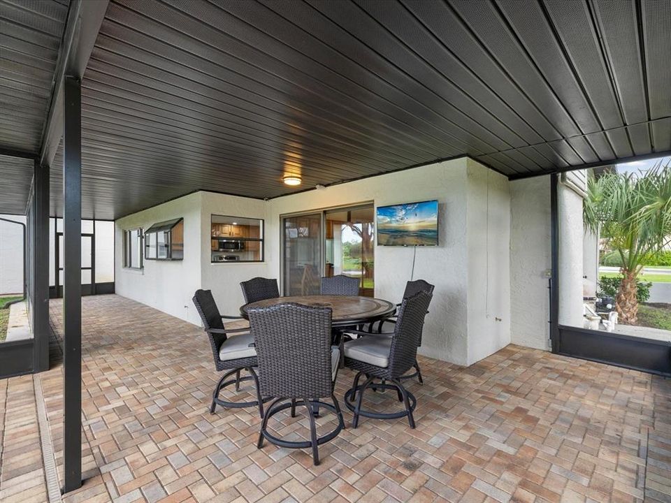 For Sale: $1,350,000 (4 beds, 3 baths, 3337 Square Feet)