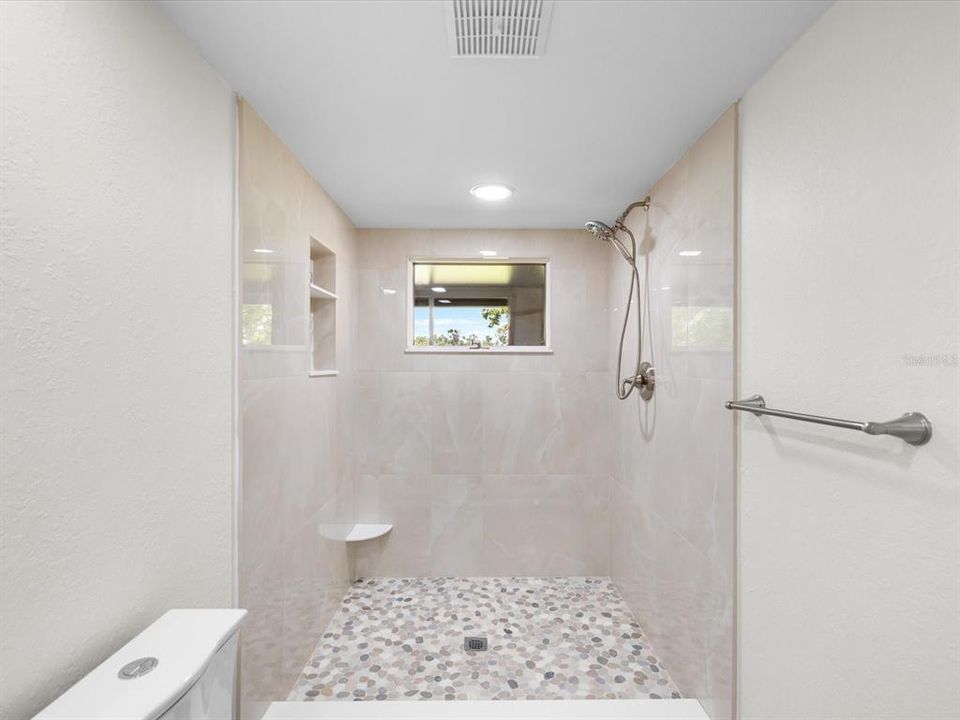 For Sale: $1,350,000 (4 beds, 3 baths, 3337 Square Feet)