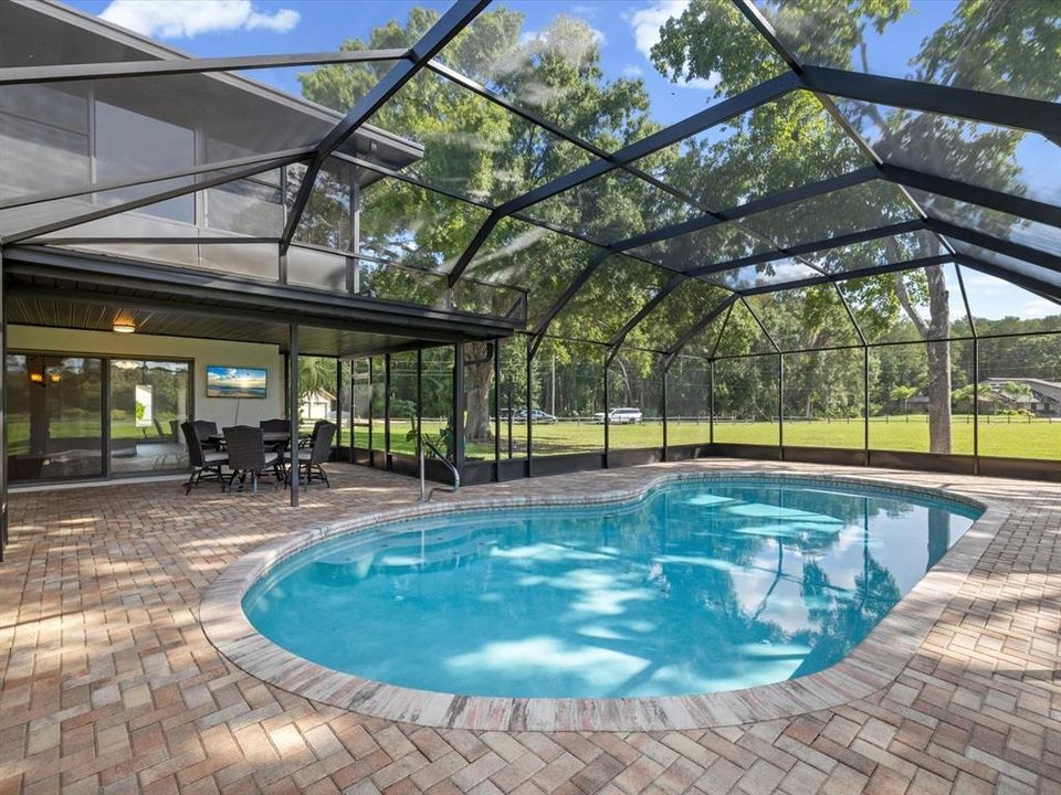 For Sale: $1,350,000 (4 beds, 3 baths, 3337 Square Feet)