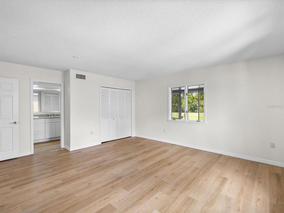 For Sale: $1,350,000 (4 beds, 3 baths, 3337 Square Feet)