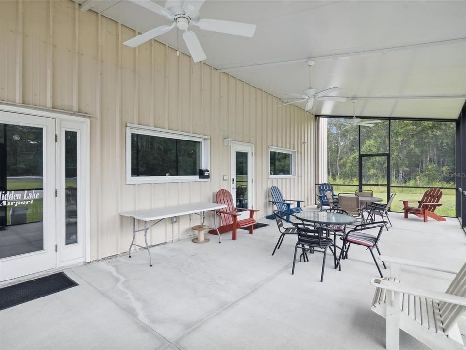 For Sale: $1,350,000 (4 beds, 3 baths, 3337 Square Feet)