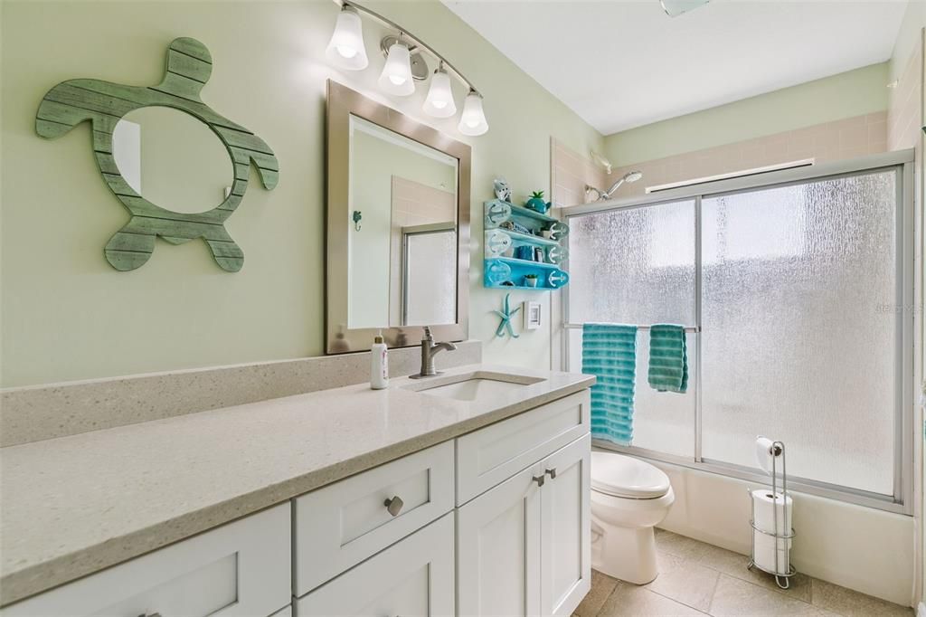 На продажу: $385,000 (3 спален, 2 ванн, 1572 Квадратных фут)