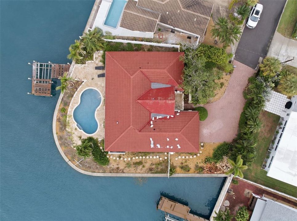 Activo con contrato: $890,000 (3 camas, 2 baños, 2092 Pies cuadrados)