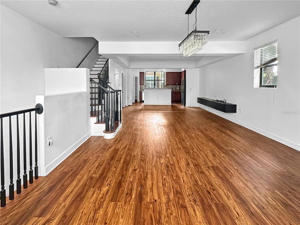 На продажу: $469,999 (4 спален, 3 ванн, 2280 Квадратных фут)