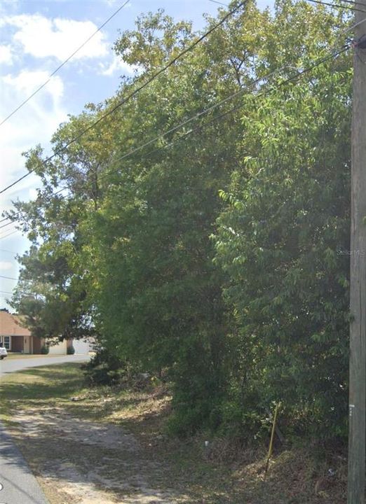 待售: $32,000 (0.27 acres)