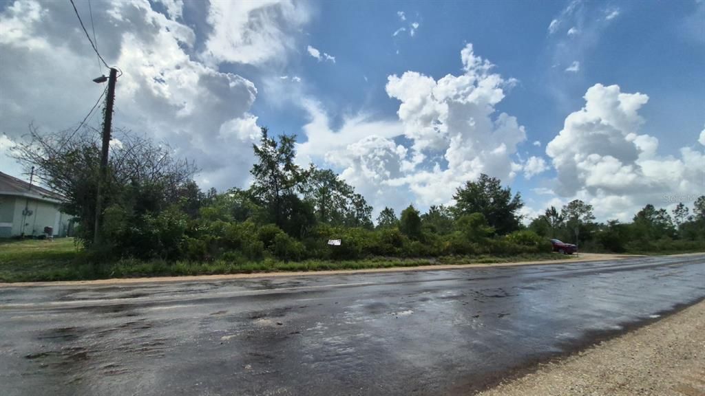 待售: $10,000 (0.12 acres)