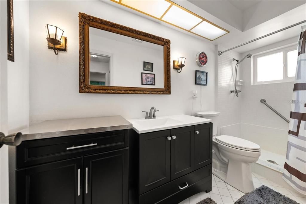 For Sale: $265,900 (2 beds, 2 baths, 1527 Square Feet)