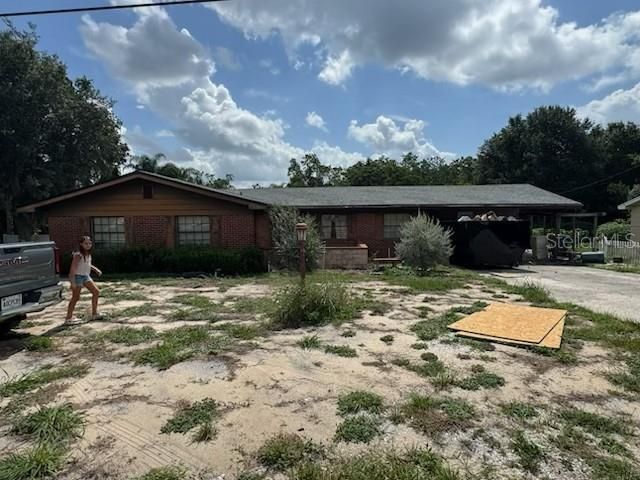 Vendido Recientemente: $120,000 (4 camas, 2 baños, 1680 Pies cuadrados)