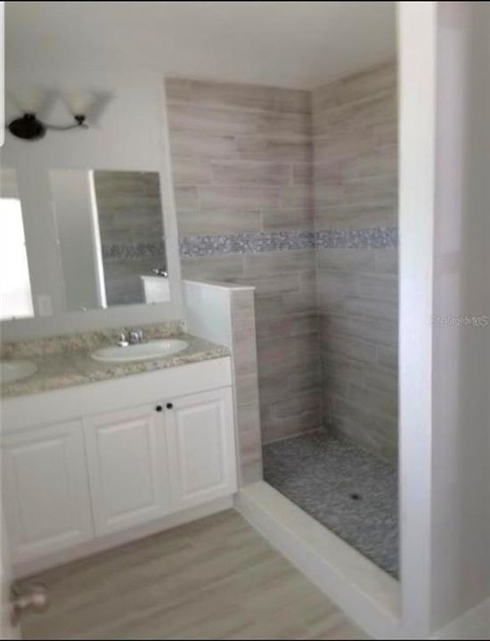 For Rent: $1,950 (2 beds, 2 baths, 1104 Square Feet)