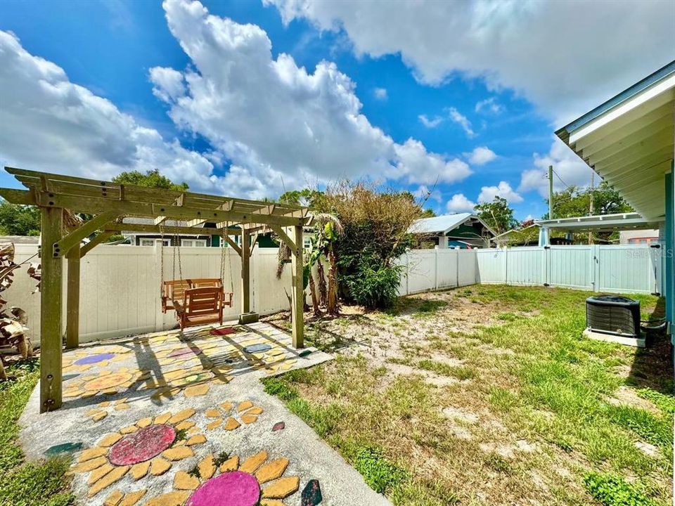 В аренду: $2,800 (3 спален, 2 ванн, 1125 Квадратных фут)