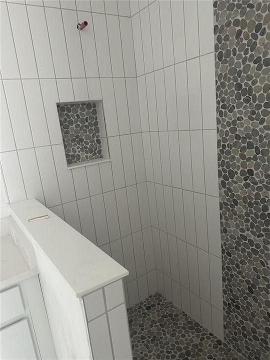 На продажу: $369,000 (3 спален, 2 ванн, 2042 Квадратных фут)