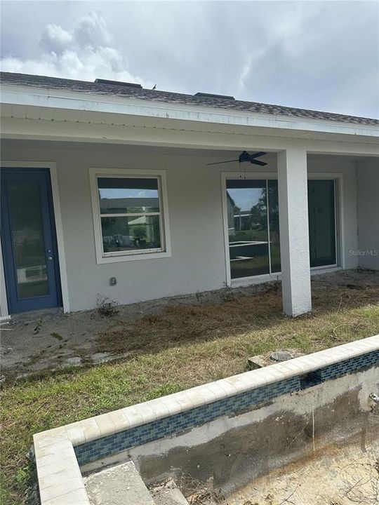 На продажу: $369,000 (3 спален, 2 ванн, 2042 Квадратных фут)