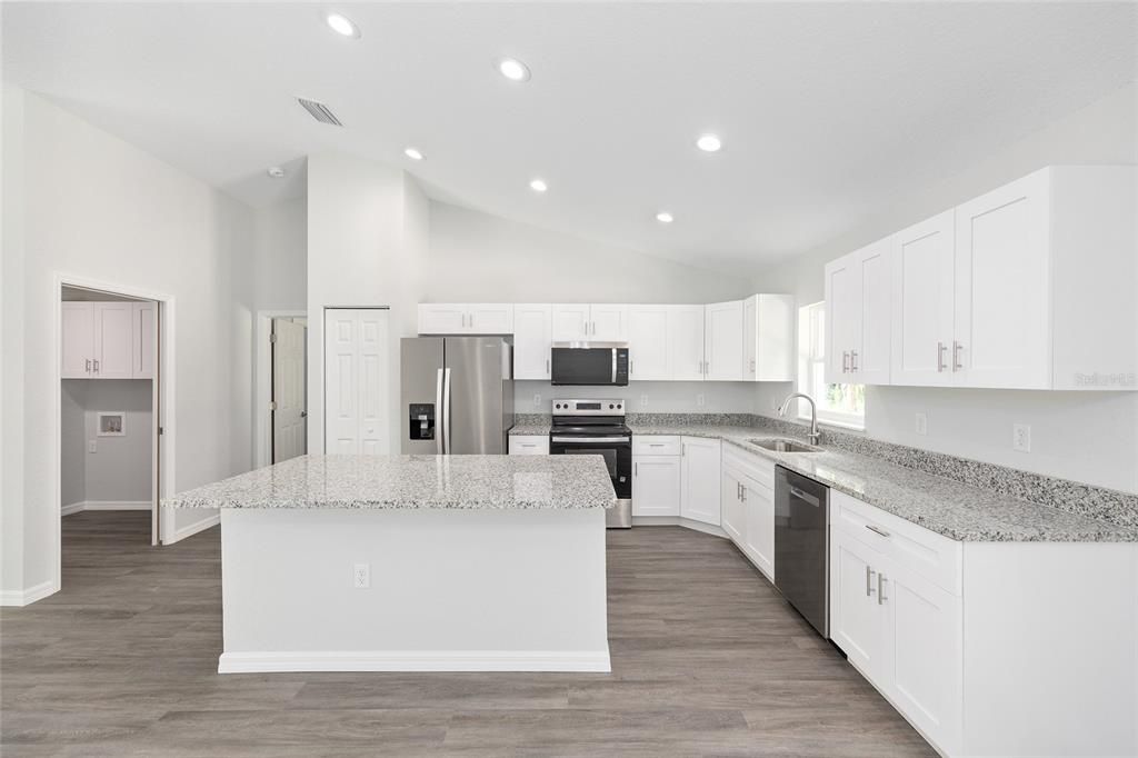 For Sale: $259,900 (3 beds, 2 baths, 1380 Square Feet)