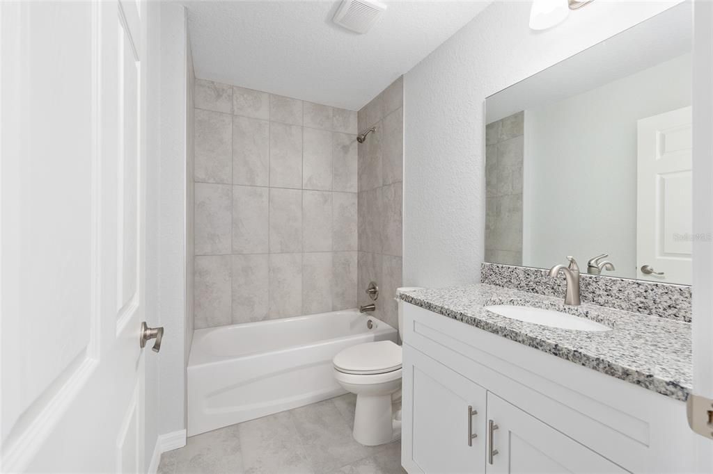 For Sale: $259,900 (3 beds, 2 baths, 1380 Square Feet)