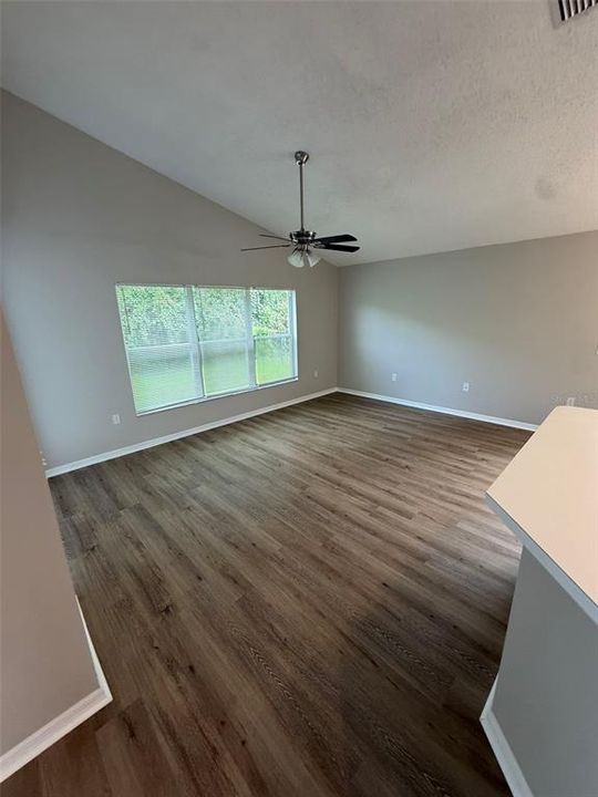 For Rent: $2,200 (4 beds, 2 baths, 2045 Square Feet)