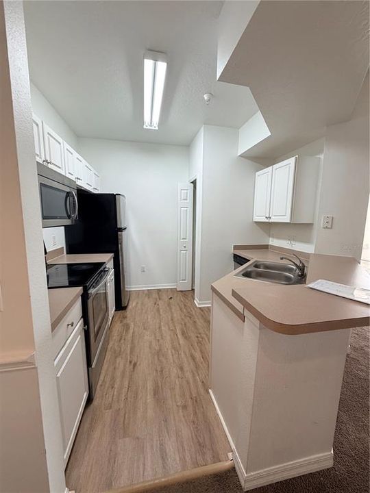 For Rent: $1,090 (1 beds, 1 baths, 786 Square Feet)