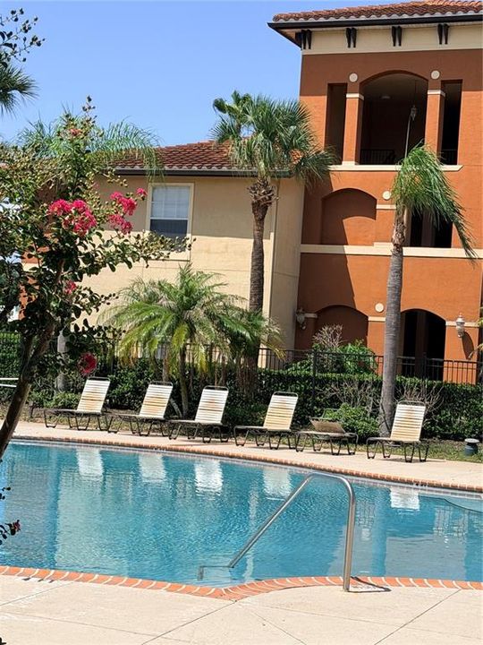For Rent: $1,090 (1 beds, 1 baths, 786 Square Feet)