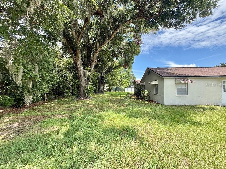 For Rent: $1,650 (2 beds, 1 baths, 1066 Square Feet)