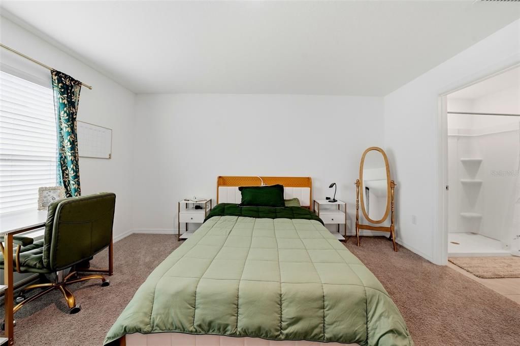 En Venta: $319,900 (3 camas, 2 baños, 1584 Pies cuadrados)