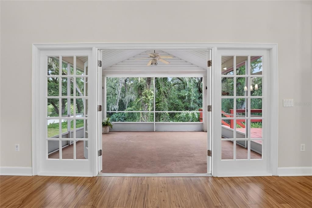 Activo con contrato: $650,000 (4 camas, 3 baños, 3054 Pies cuadrados)