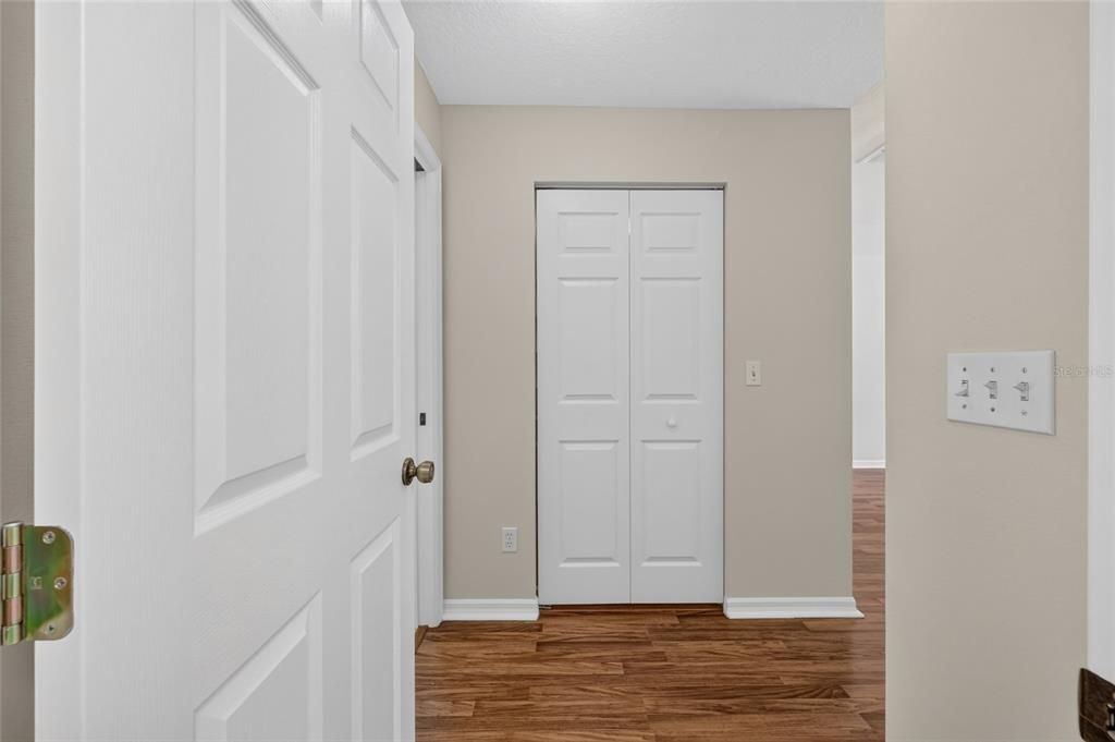На продажу: $449,900 (3 спален, 2 ванн, 2343 Квадратных фут)
