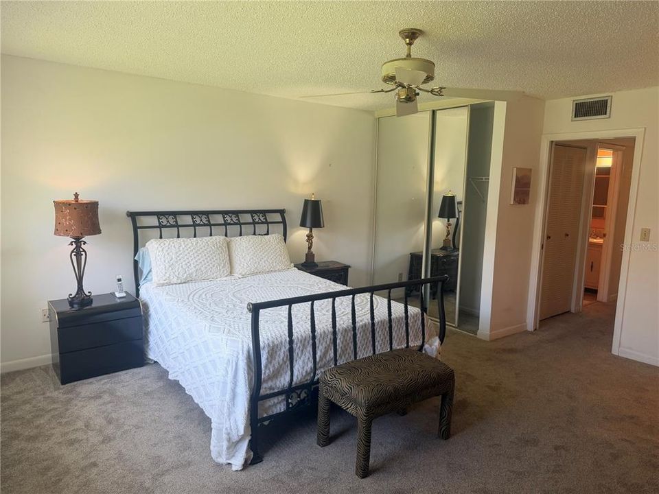 En Venta: $140,000 (1 camas, 2 baños, 1080 Pies cuadrados)