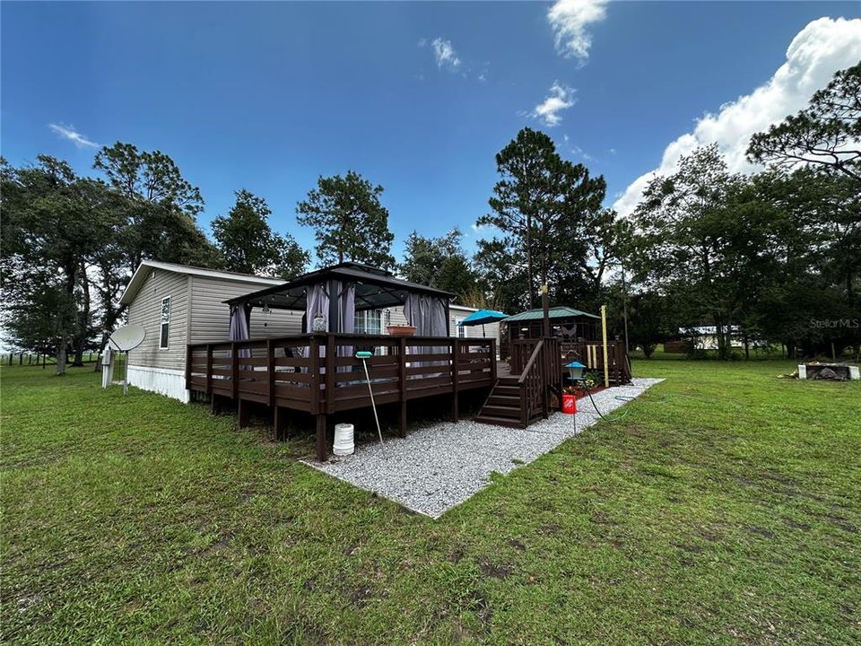 На продажу: $225,000 (3 спален, 2 ванн, 1404 Квадратных фут)
