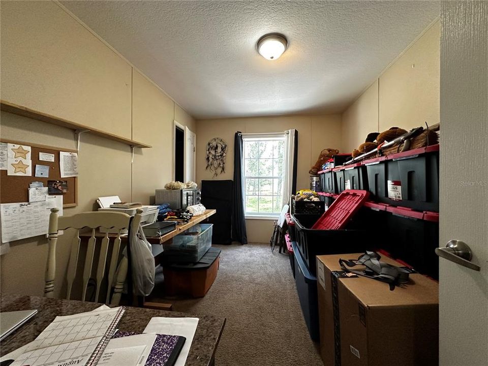 На продажу: $225,000 (3 спален, 2 ванн, 1404 Квадратных фут)