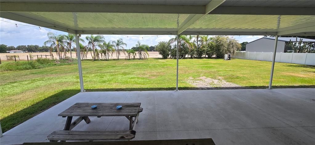 Activo con contrato: $299,900 (3 camas, 2 baños, 1431 Pies cuadrados)