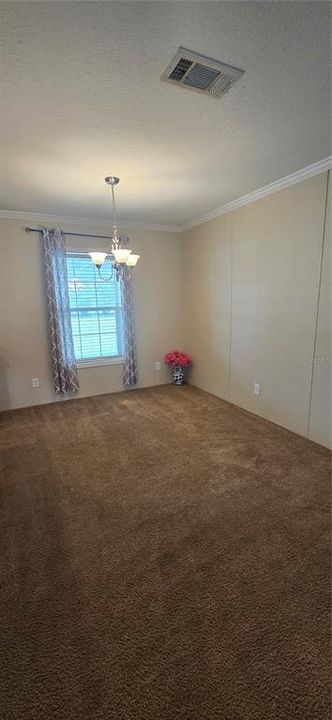 Activo con contrato: $299,900 (3 camas, 2 baños, 1431 Pies cuadrados)