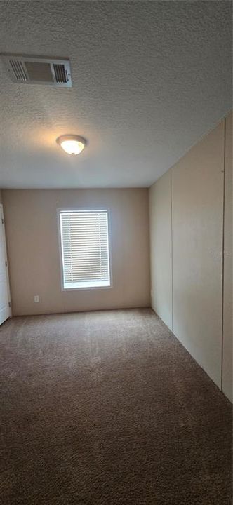 Activo con contrato: $299,900 (3 camas, 2 baños, 1431 Pies cuadrados)