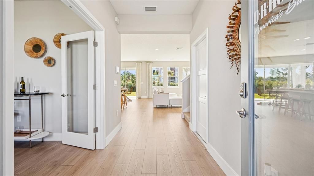 En Venta: $454,990 (4 camas, 3 baños, 2662 Pies cuadrados)