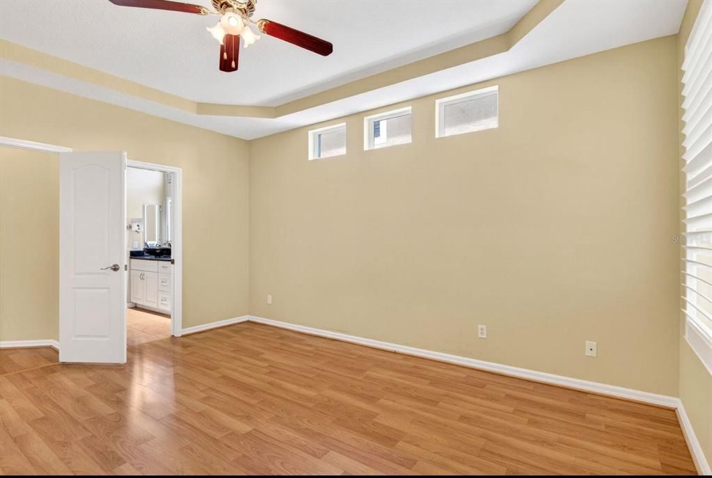 For Rent: $3,550 (3 beds, 2 baths, 1965 Square Feet)
