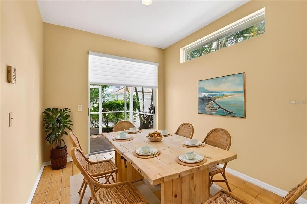 For Rent: $3,550 (3 beds, 2 baths, 1965 Square Feet)