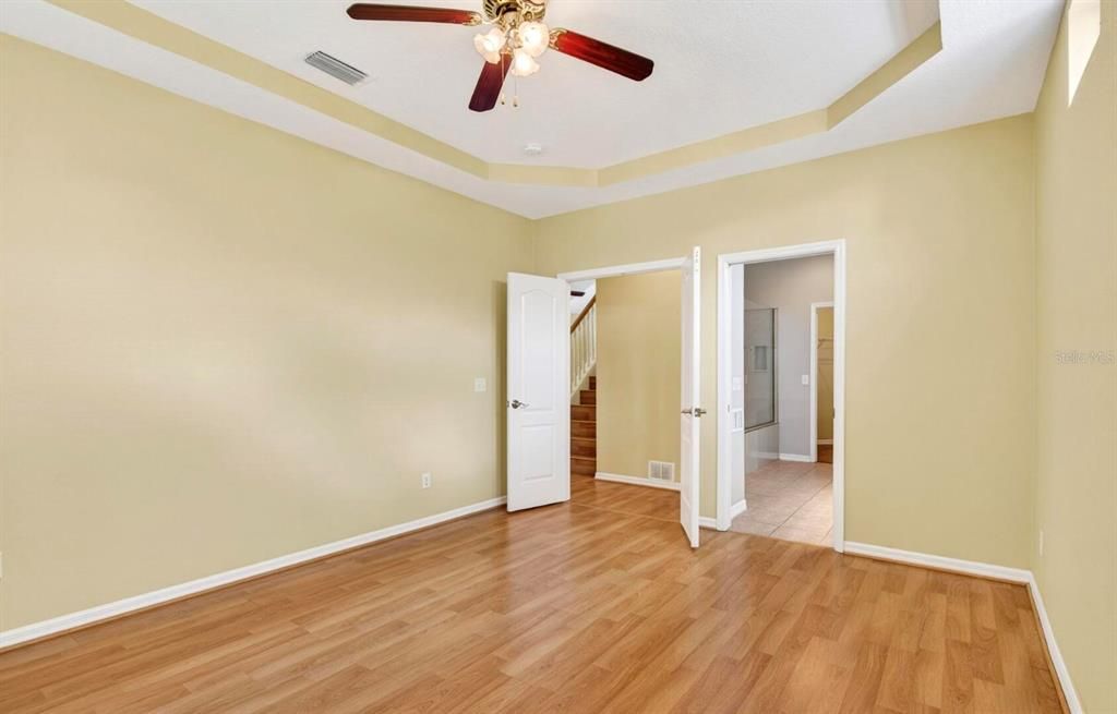 For Rent: $3,550 (3 beds, 2 baths, 1965 Square Feet)