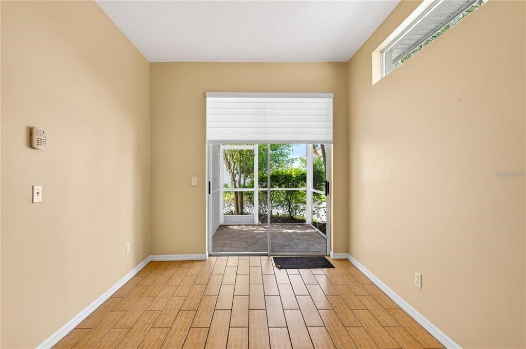 For Rent: $3,550 (3 beds, 2 baths, 1965 Square Feet)