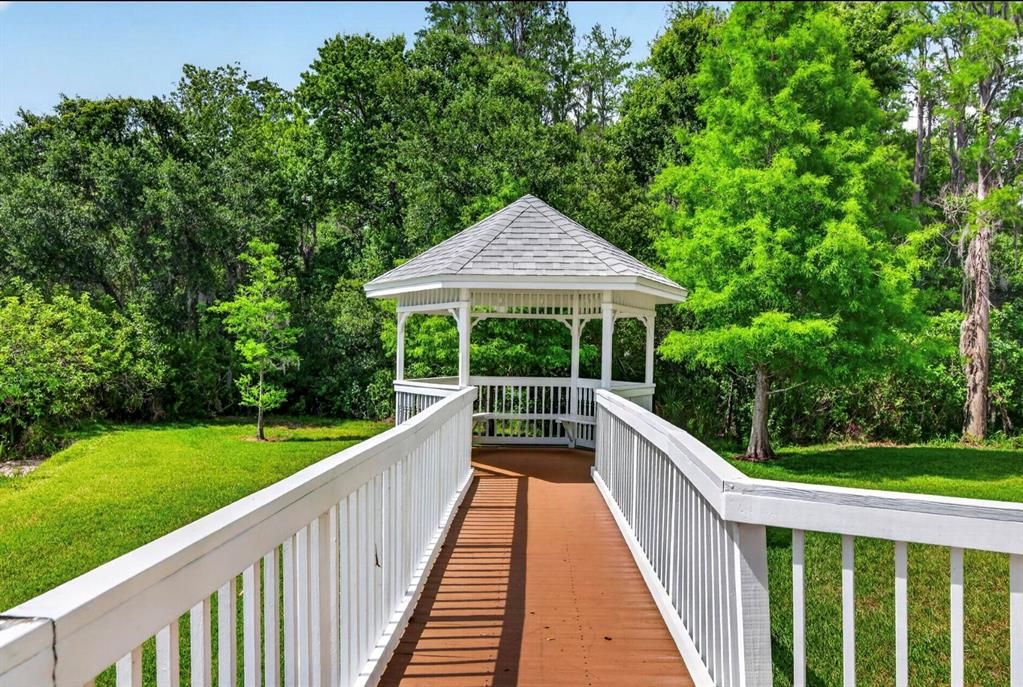 For Rent: $3,550 (3 beds, 2 baths, 1965 Square Feet)