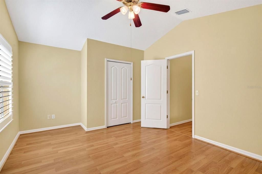 For Rent: $3,550 (3 beds, 2 baths, 1965 Square Feet)