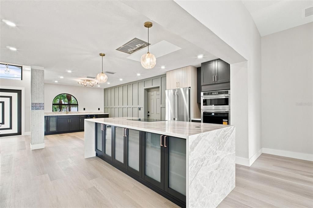 En Venta: $1,500,000 (3 camas, 2 baños, 2005 Pies cuadrados)