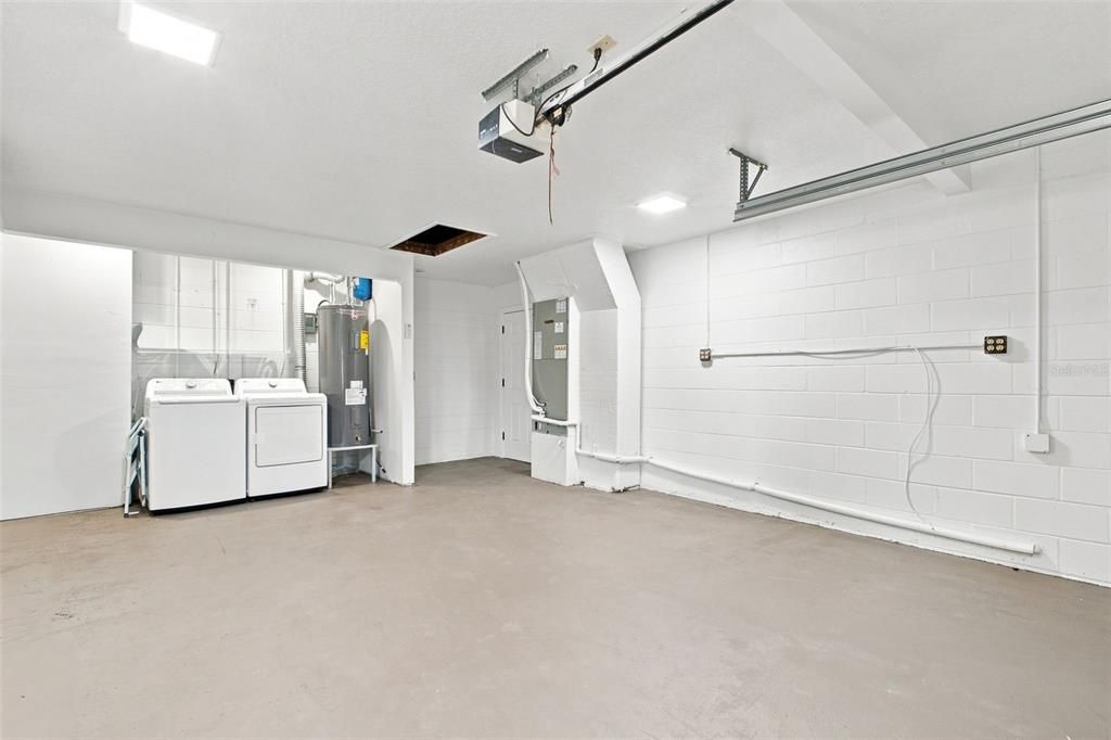 En Venta: $1,500,000 (3 camas, 2 baños, 2005 Pies cuadrados)
