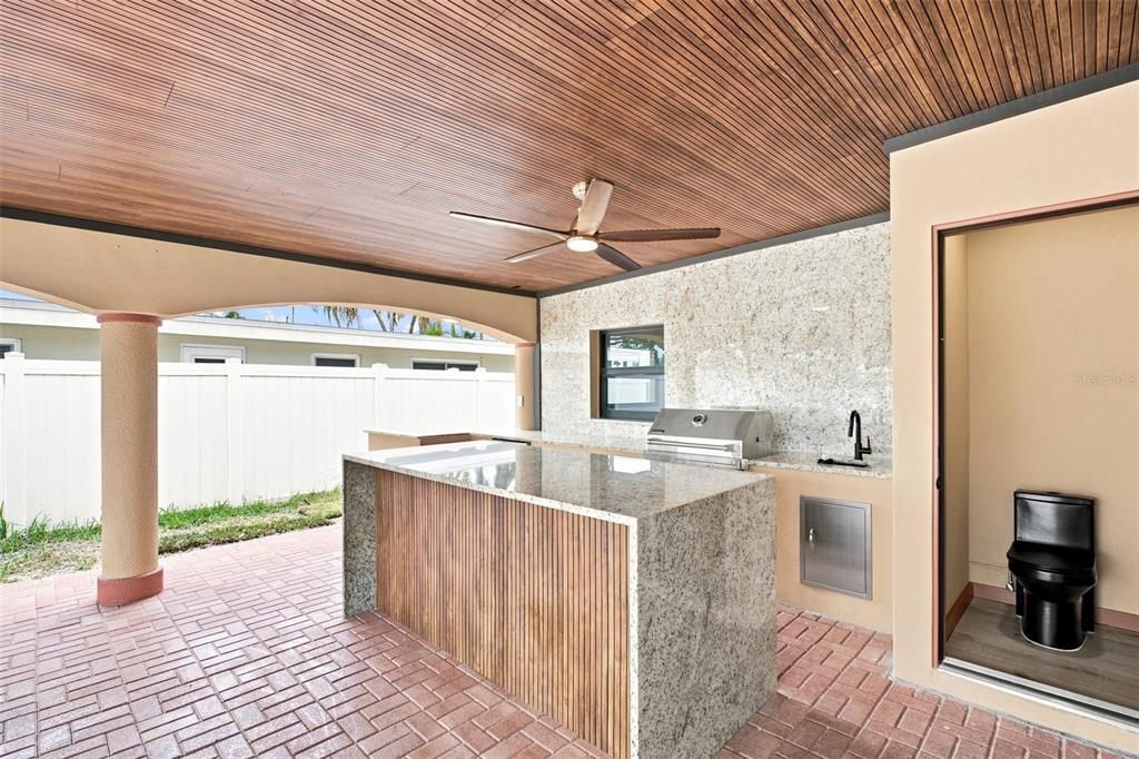 En Venta: $1,500,000 (3 camas, 2 baños, 2005 Pies cuadrados)