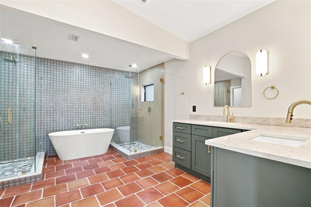 En Venta: $1,500,000 (3 camas, 2 baños, 2005 Pies cuadrados)