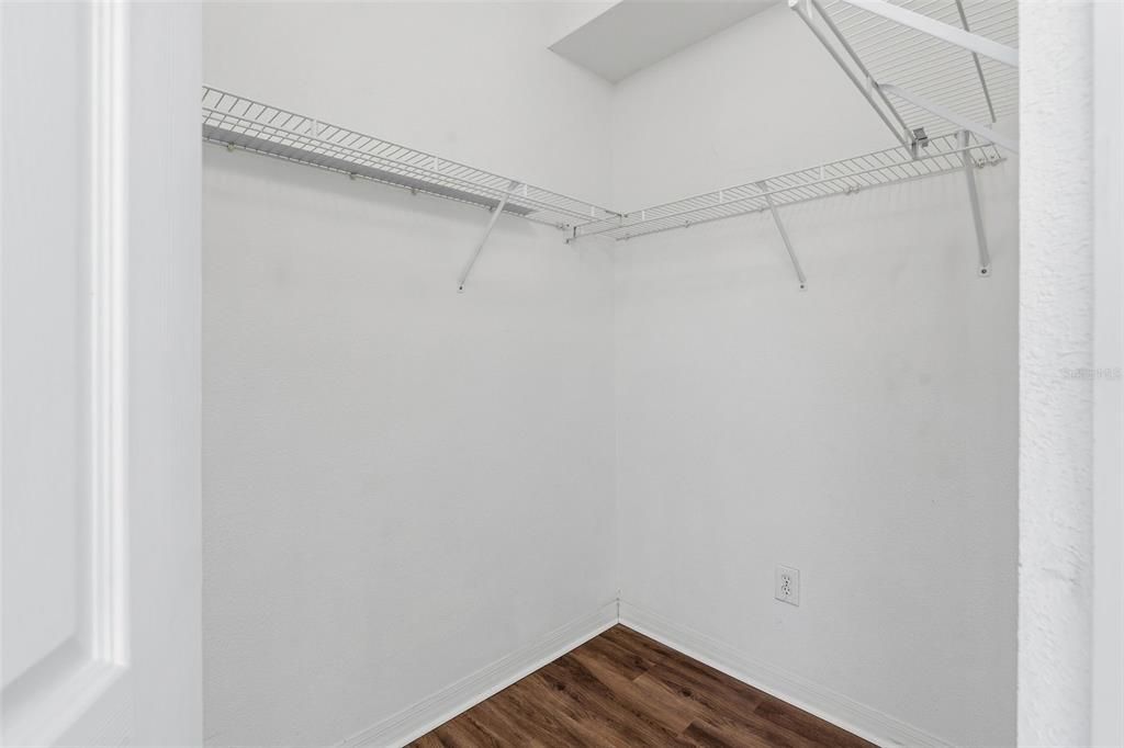 En Venta: $385,000 (2 camas, 2 baños, 1683 Pies cuadrados)
