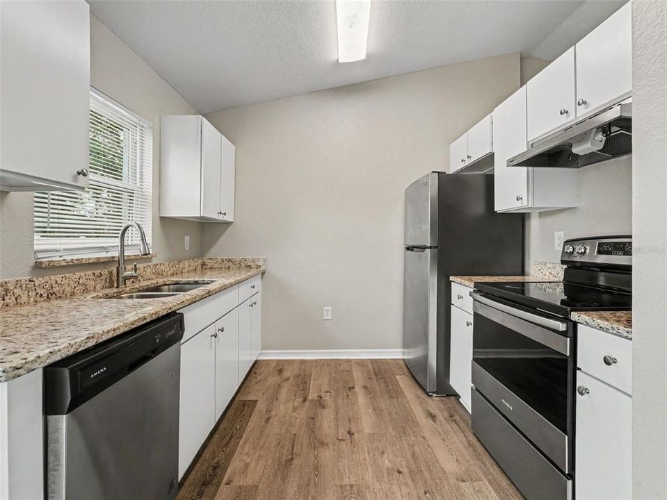 En Venta: $234,900 (3 camas, 2 baños, 1076 Pies cuadrados)