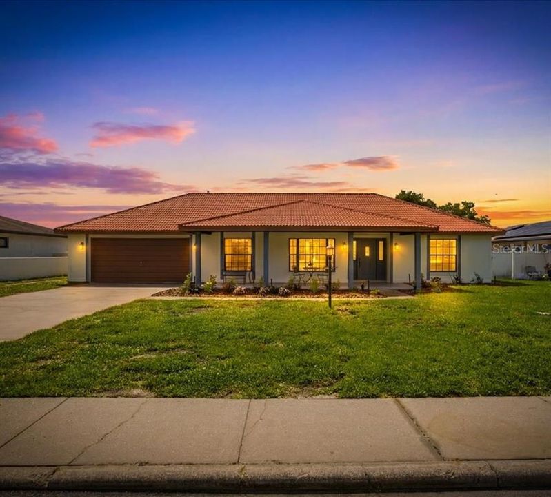 En Venta: $684,999 (4 camas, 3 baños, 2312 Pies cuadrados)