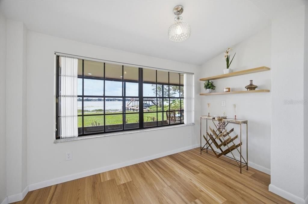 En Venta: $684,999 (4 camas, 3 baños, 2312 Pies cuadrados)